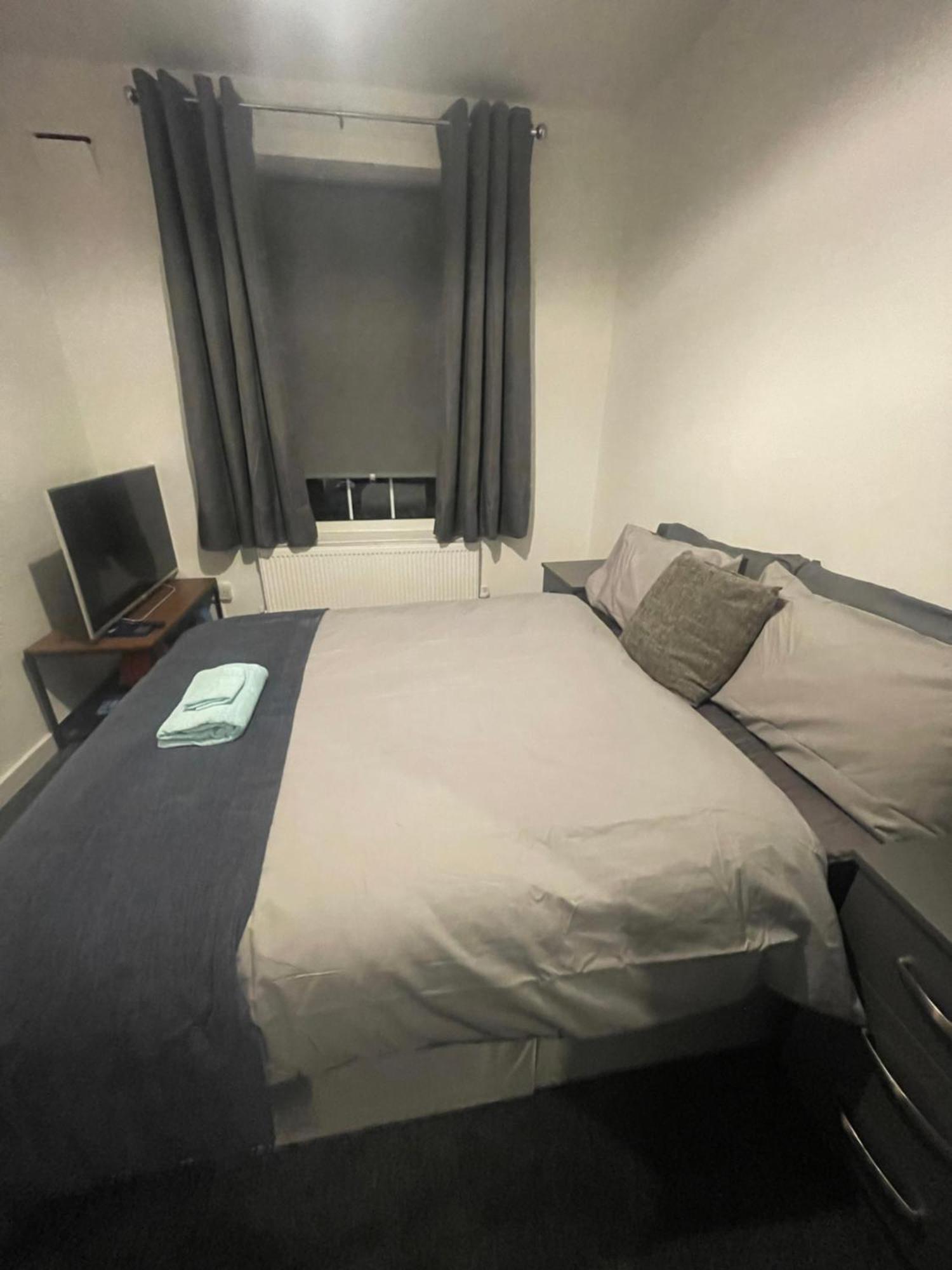 Super Streatham Room Лондон Экстерьер фото